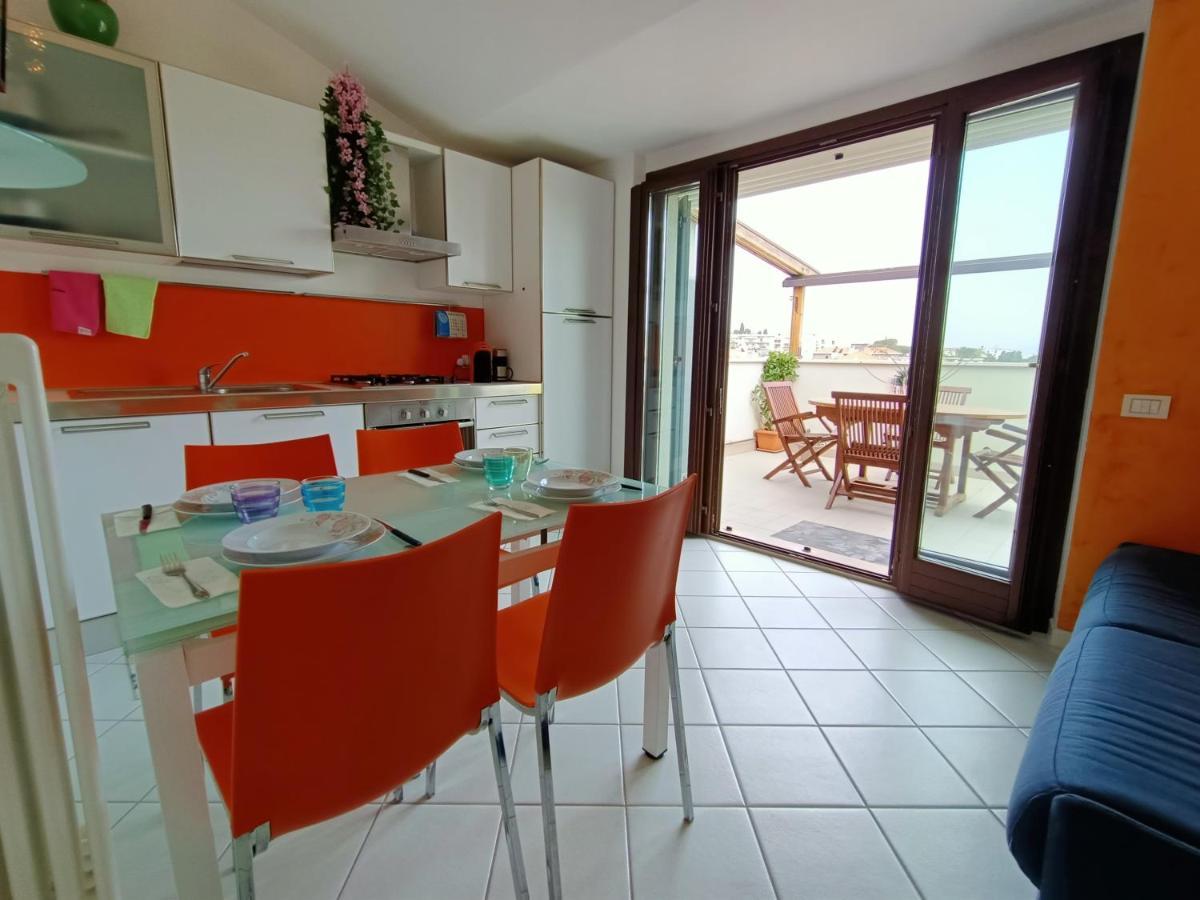 Nel Blu Dipinto Di Blu Apartment Porto Recanati Luaran gambar